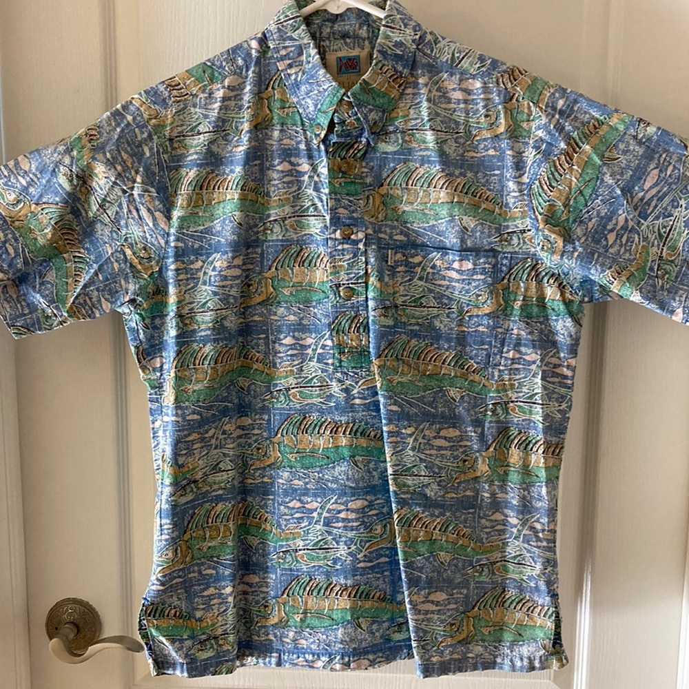 KAHALA- Men’s Hawaiian shirt size medium